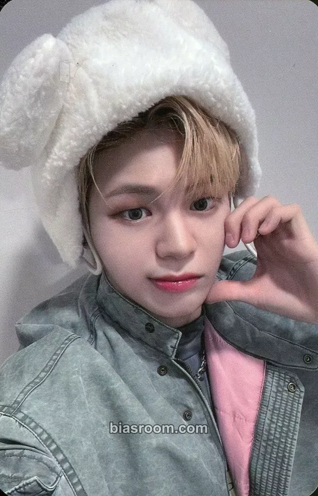 Mun Junghyun Target: ME Photocard - EVNNE - EVNNE K-pop photocard