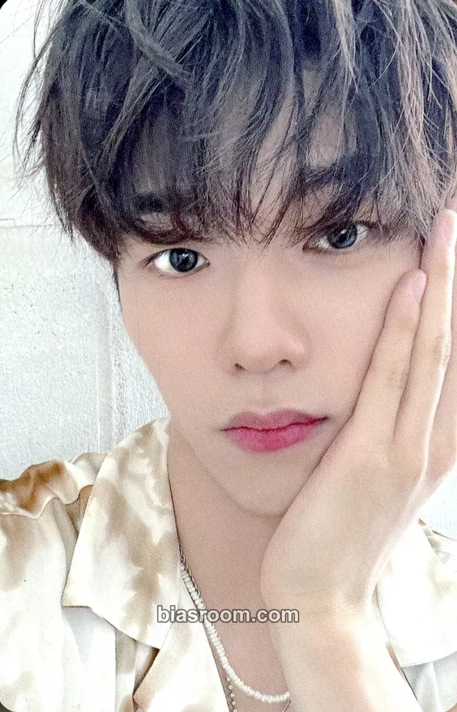 Lee Jeonghyeon Target: ME Photocard - EVNNE - EVNNE K-pop photocard