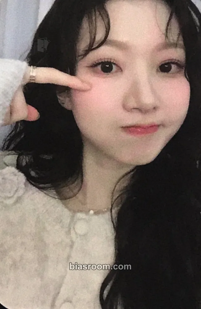 Youi 6th anniversary: Fly High Photocard - DreamNote - DreamNote K-pop photocard