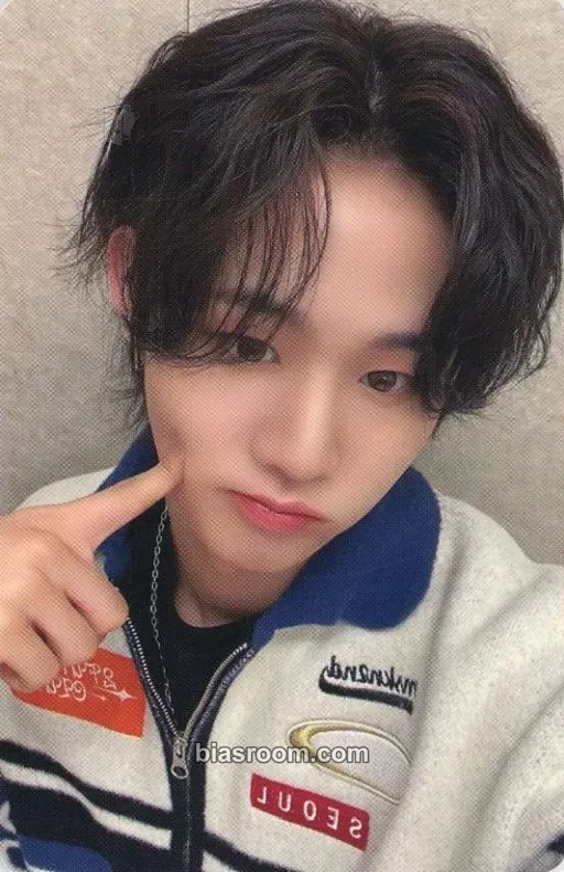 Ji Yunseo Un: SEEN Photocard - EVNNE - EVNNE K-pop photocard
