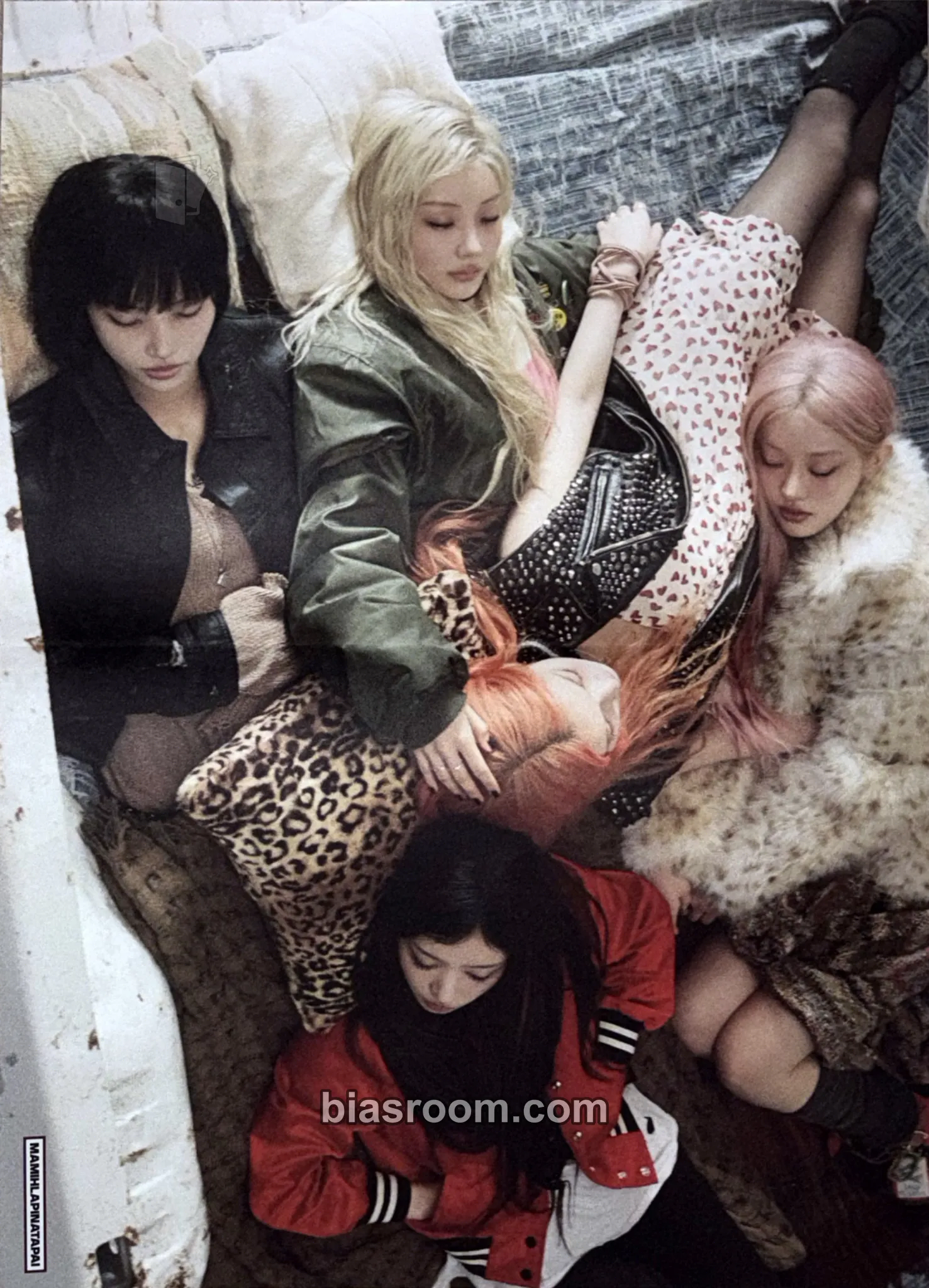 MAMIHLAPINATAPAI Photocard - ILLIT - ILLIT K-pop photocard