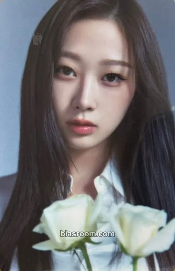 Giselle Aespa x Alluring Atelier Photocard - aespa - aespa K-pop photocard