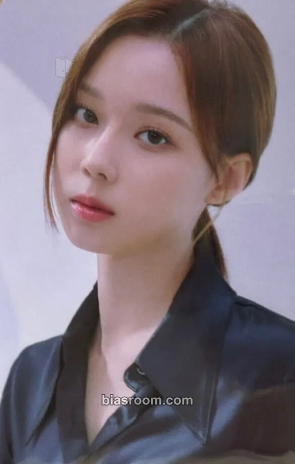 Winter Aespa x Alluring Atelier Photocard - aespa - aespa K-pop photocard