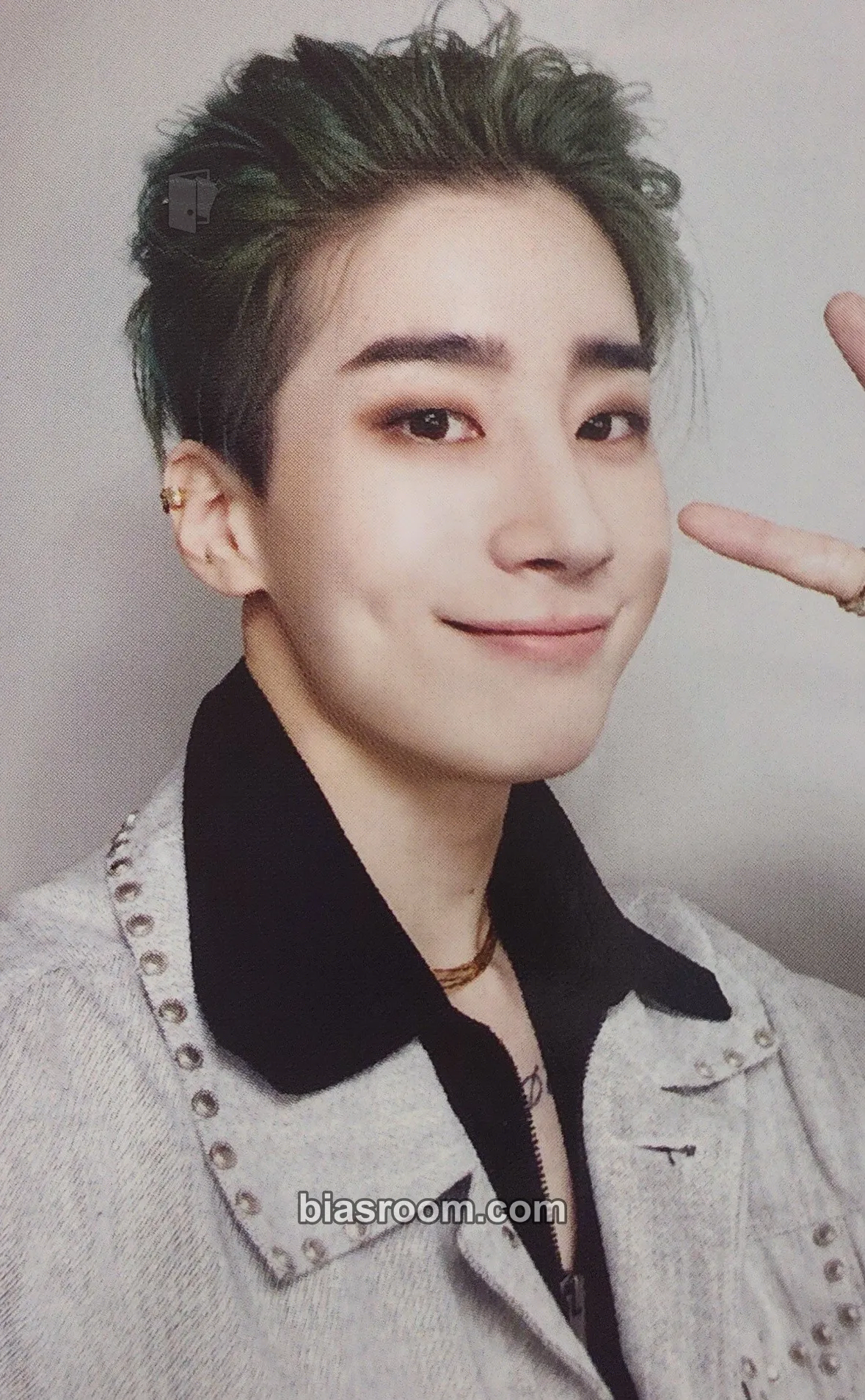 Seungwoo VOICE: The Future Is Now Photocard - VICTON - VICTON K-pop photocard