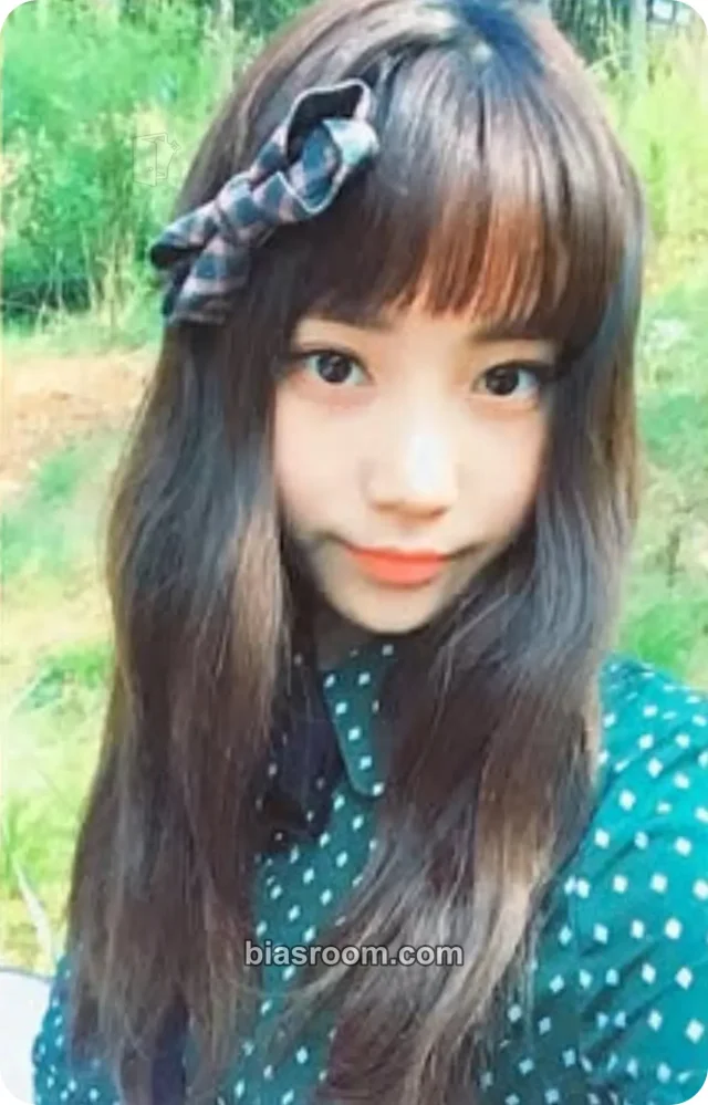 DIA - Jueun - Present Album album photocard good morning version good evening version good night version
