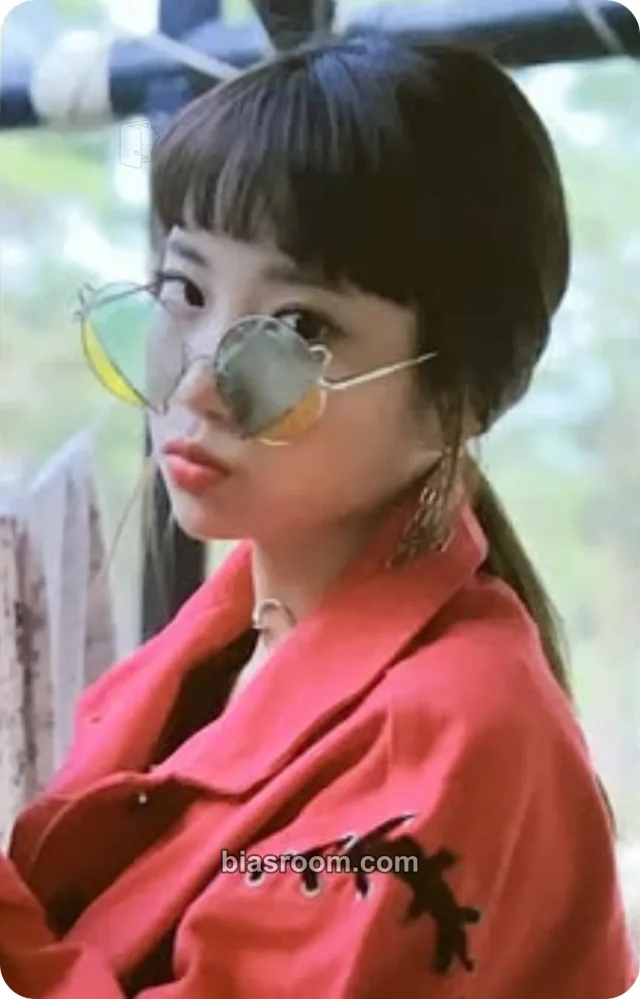 DIA - Jueun - Present Album album photocard good morning version good evening version good night version
