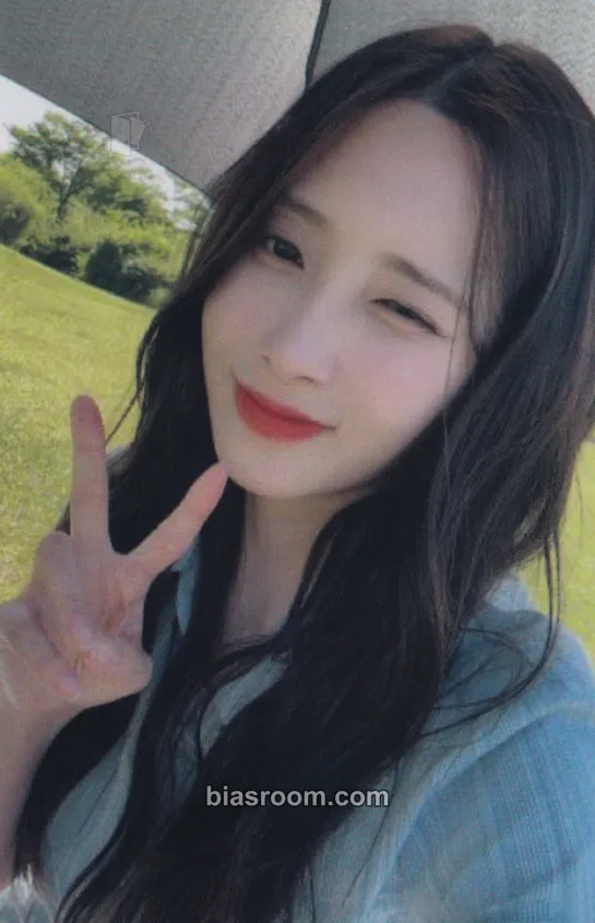 Jiae DELIGHT: Summer Rain Photocard - Yoo Jiae - Yoo Jiae K-pop photocard