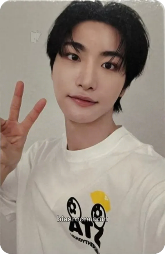 Seonghwa VANDYTHEPINK × ATEEZ Lemon Drop Photocard - ATEEZ - ATEEZ K-pop photocard