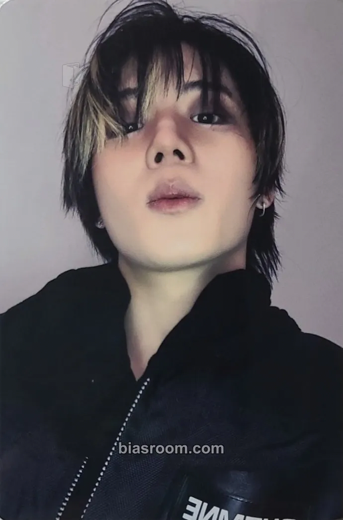 Geonu Snow Angel Tour in NA Photocard - JustB - JustB K-pop photocard