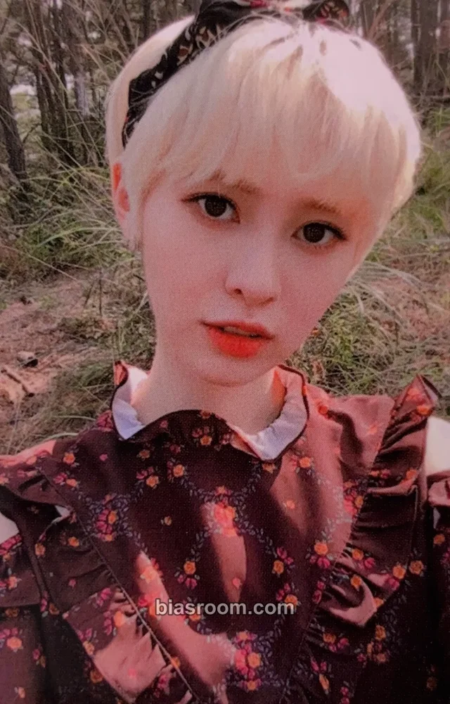 DIA - Yebin - Present Album album photocard good morning version good night version