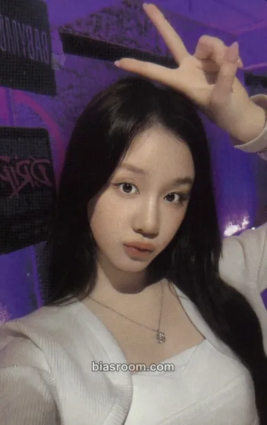 Pharita Hello Monsters 1st World Tour Photocard - BABYMONSTER - BABYMONSTER K-pop photocard