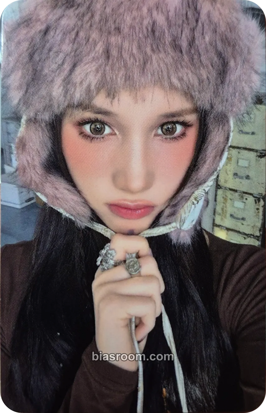 Huening Bahiyyih Crack Code Photocard - Kep1er - Kep1er K-pop photocard