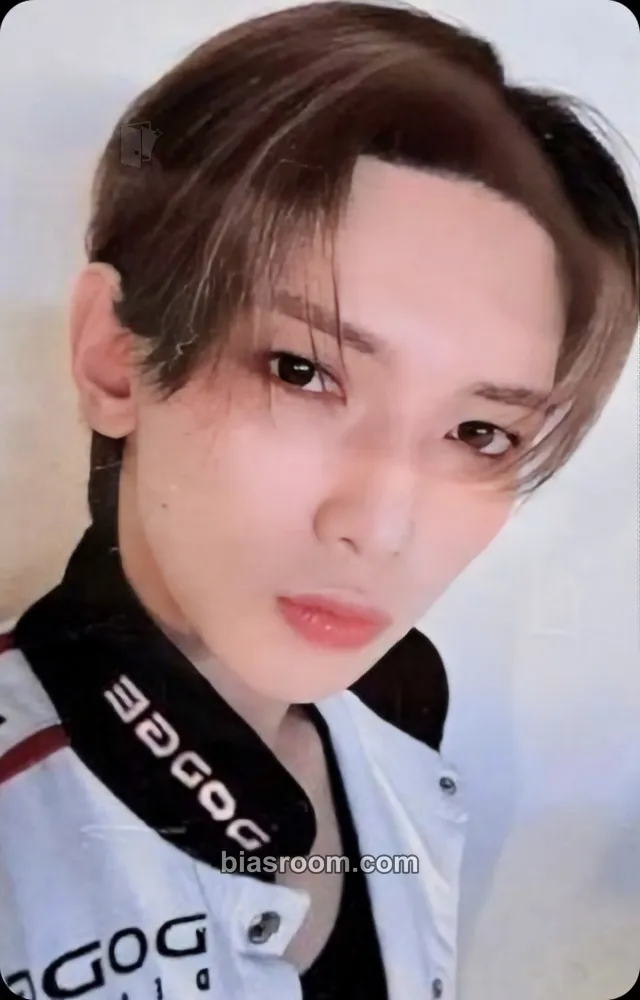 Yeosang Destiny's Memories Exhibition Photocard - ATEEZ - ATEEZ K-pop photocard