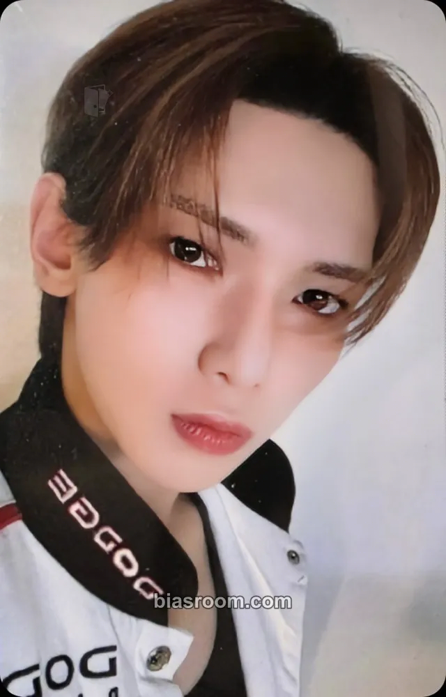 Yeosang Destiny's Memories Exhibition Photocard - ATEEZ - ATEEZ K-pop photocard