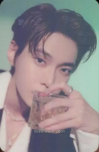 Doyoung 2023 Season’s Greetings Photocard - NCT 127 - NCT 127 K-pop photocard