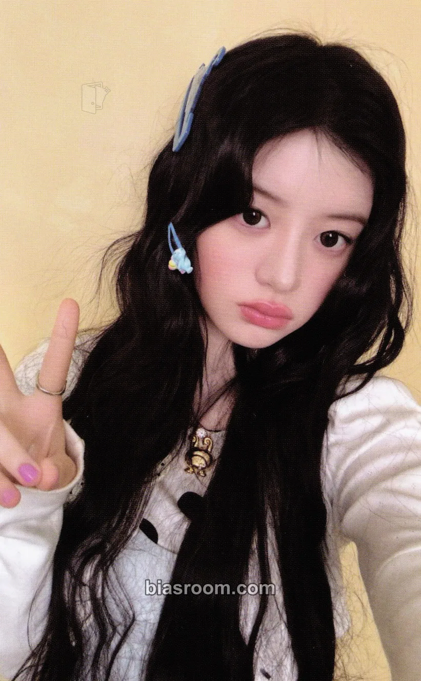 Minju MAMIHLAPINATAPAI Photocard - ILLIT - ILLIT K-pop photocard
