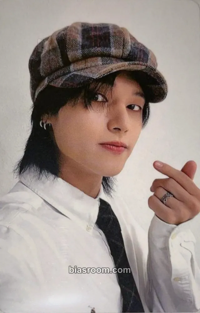 Wooyoung Destiny's Memories Exhibition Photocard - ATEEZ - ATEEZ K-pop photocard