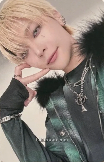 Nicholas 2026 &TEAM CONCERT TOUR 'BLAZE THE WAY' Photocard - &TEAM - &TEAM K-pop photocard