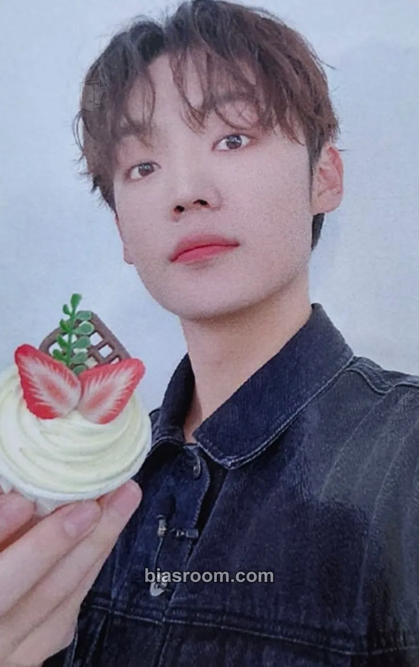 Kang Yuchan PINATA Photocard - A.C.E - A.C.E K-pop photocard