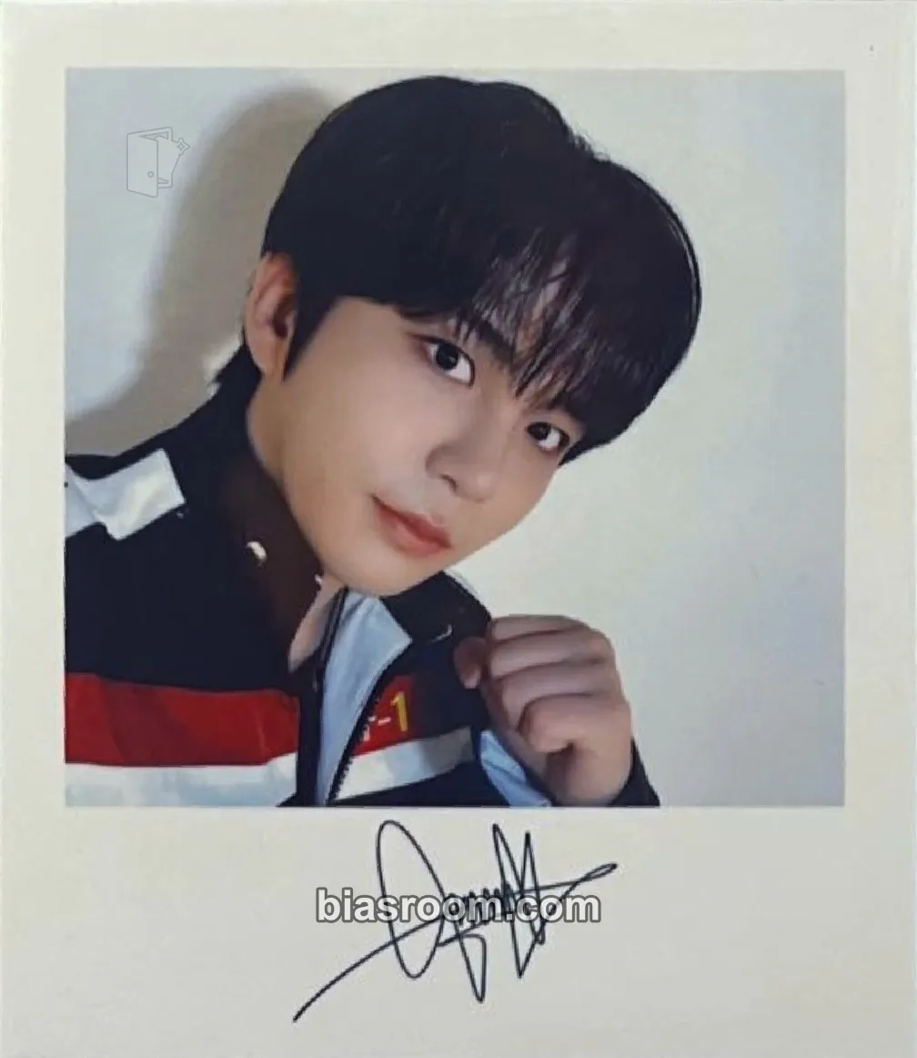 Jongho Destiny's Memories Exhibition Photocard - ATEEZ - ATEEZ K-pop photocard