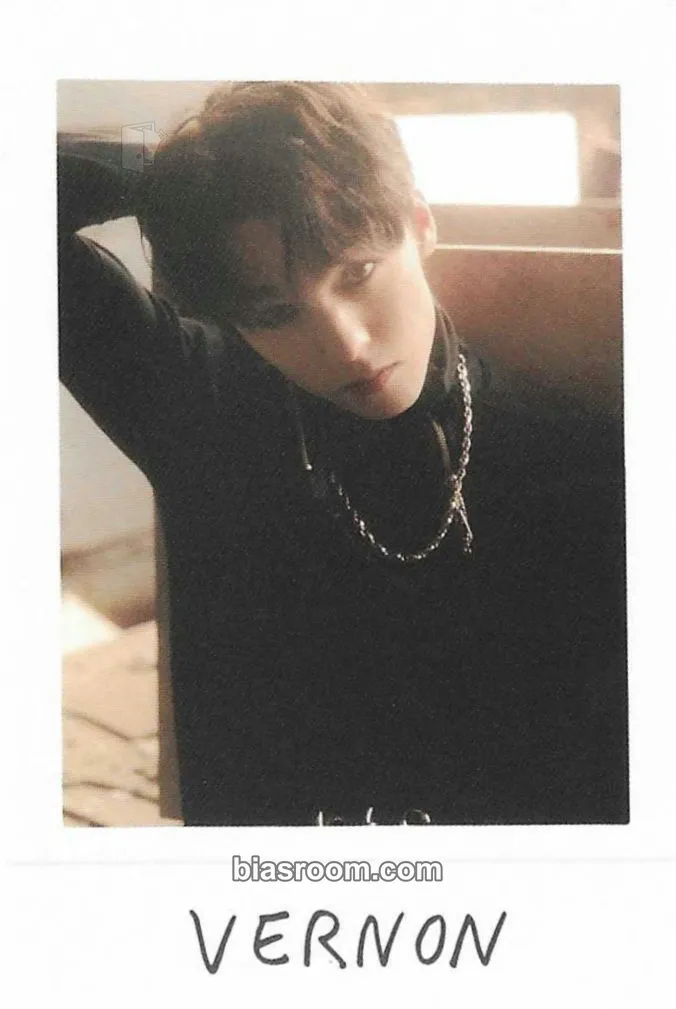 Vernon Black Eye - Vernon Digital Single Photocard - SEVENTEEN - SEVENTEEN K-pop photocard