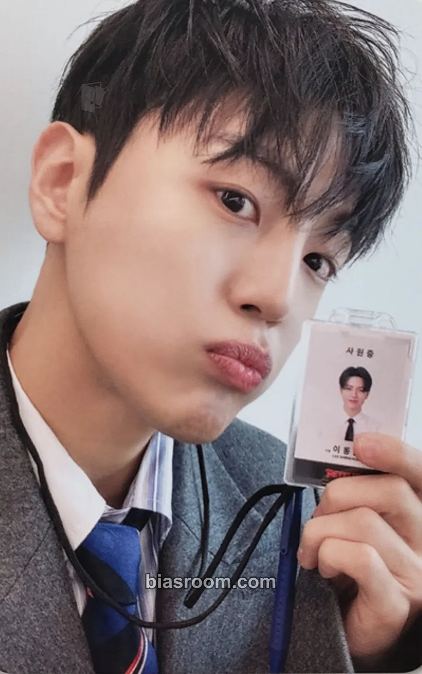 Lee Jiham My Girl : ‘My Choice’ Photocard - A.C.E - A.C.E K-pop photocard