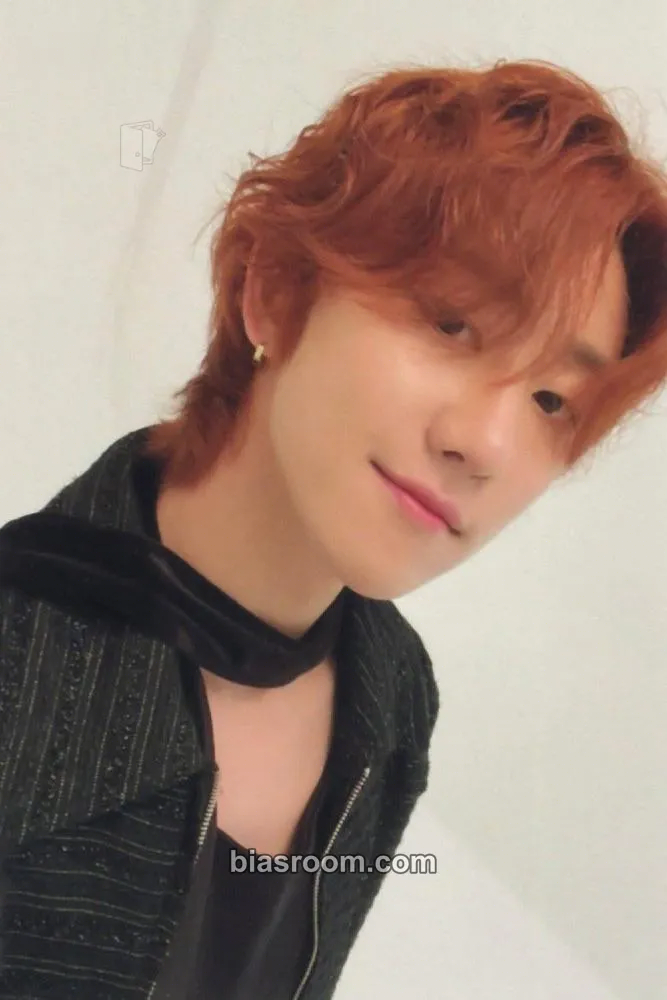The8 2021 Season's Greetings Photocard - SEVENTEEN - SEVENTEEN K-pop photocard