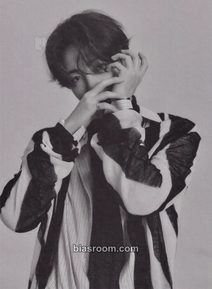 Jeonghan 2021 Season's Greetings Photocard - SEVENTEEN - SEVENTEEN K-pop photocard