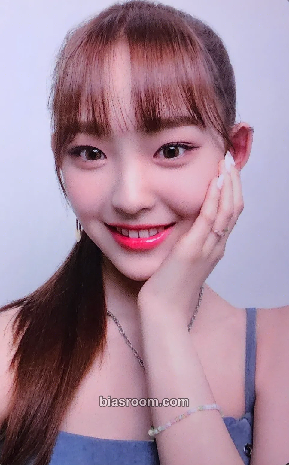 Yujeong Vanilla Photocard - LIGHTSUM - LIGHTSUM K-pop photocard