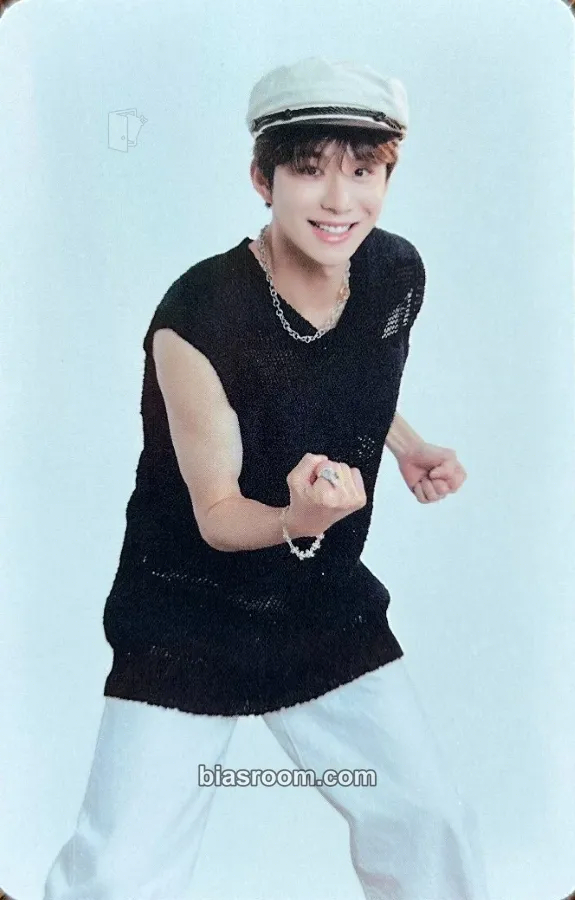 Jungwoo 2023 Season’s Greetings Photocard - NCT 127 - NCT 127 K-pop photocard
