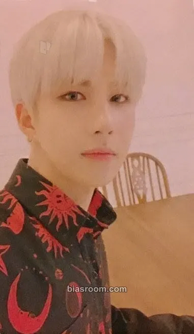 Wow A.C.E 2019 China Goods Photocard - A.C.E - A.C.E K-pop photocard