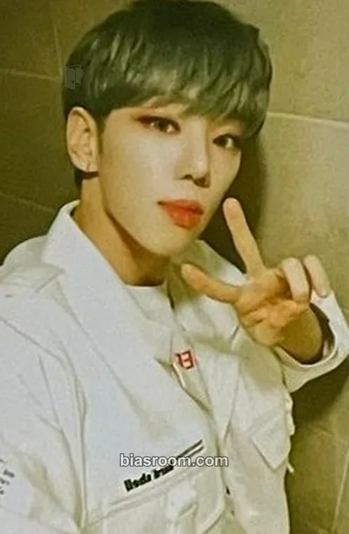 Kim Byeongkwan A.C.E 2019 China Goods Photocard - A.C.E - A.C.E K-pop photocard