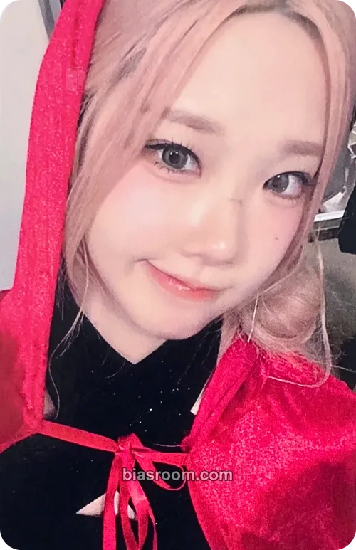 Chaewon Love XX Photocard - CLASSy - CLASSy K-pop photocard