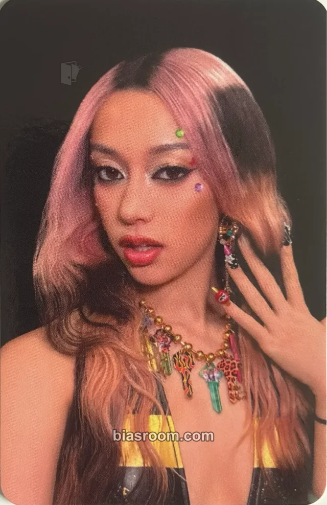KATSEYE - Megan - WILD Album soundwave pob (pre-order benefit)