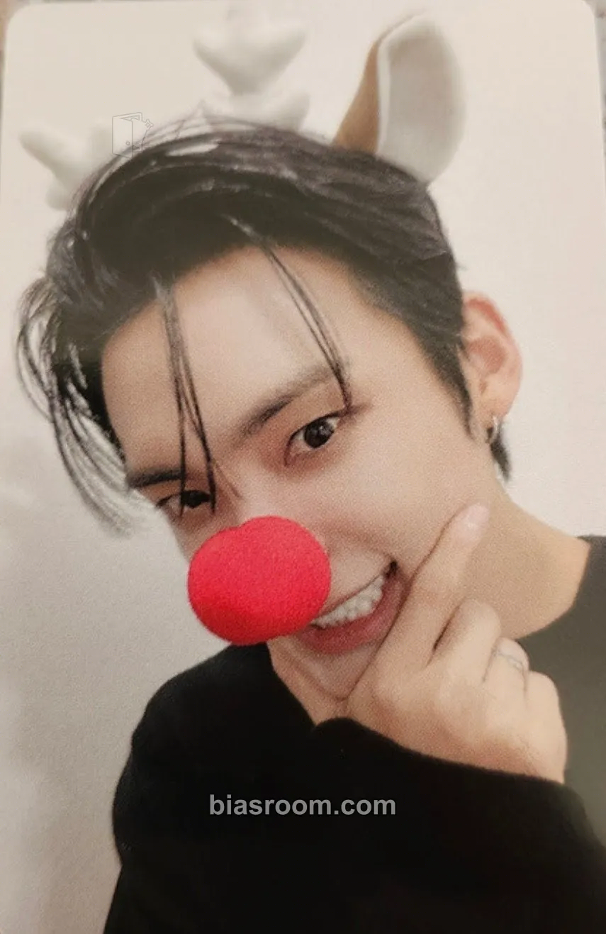 Park Junhee PINATA Photocard - A.C.E - A.C.E K-pop photocard
