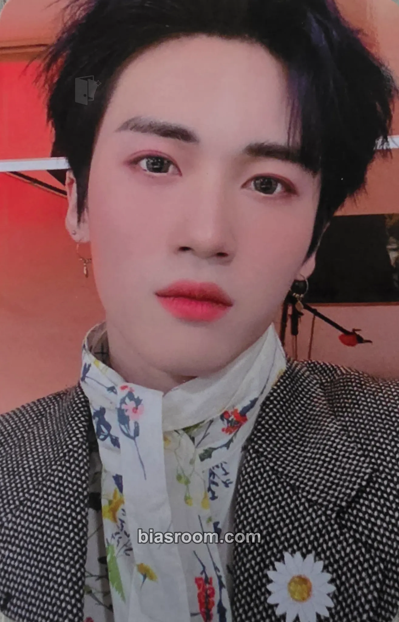 Yanan LOVE or TAKE Photocard - PENTAGON - PENTAGON K-pop photocard