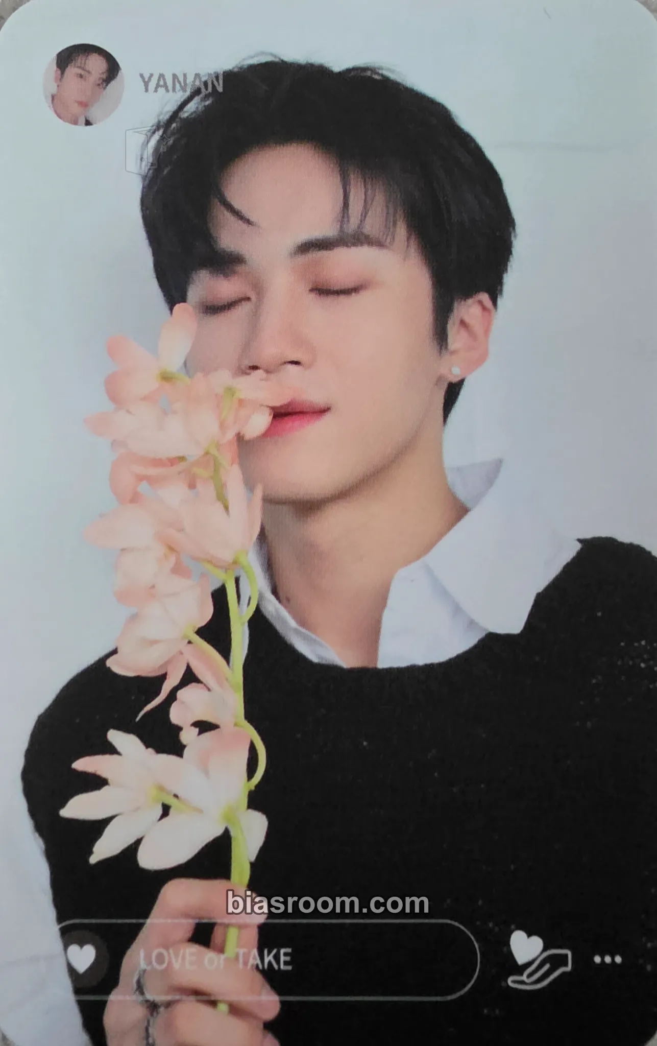Yanan LOVE or TAKE Photocard - PENTAGON - PENTAGON K-pop photocard