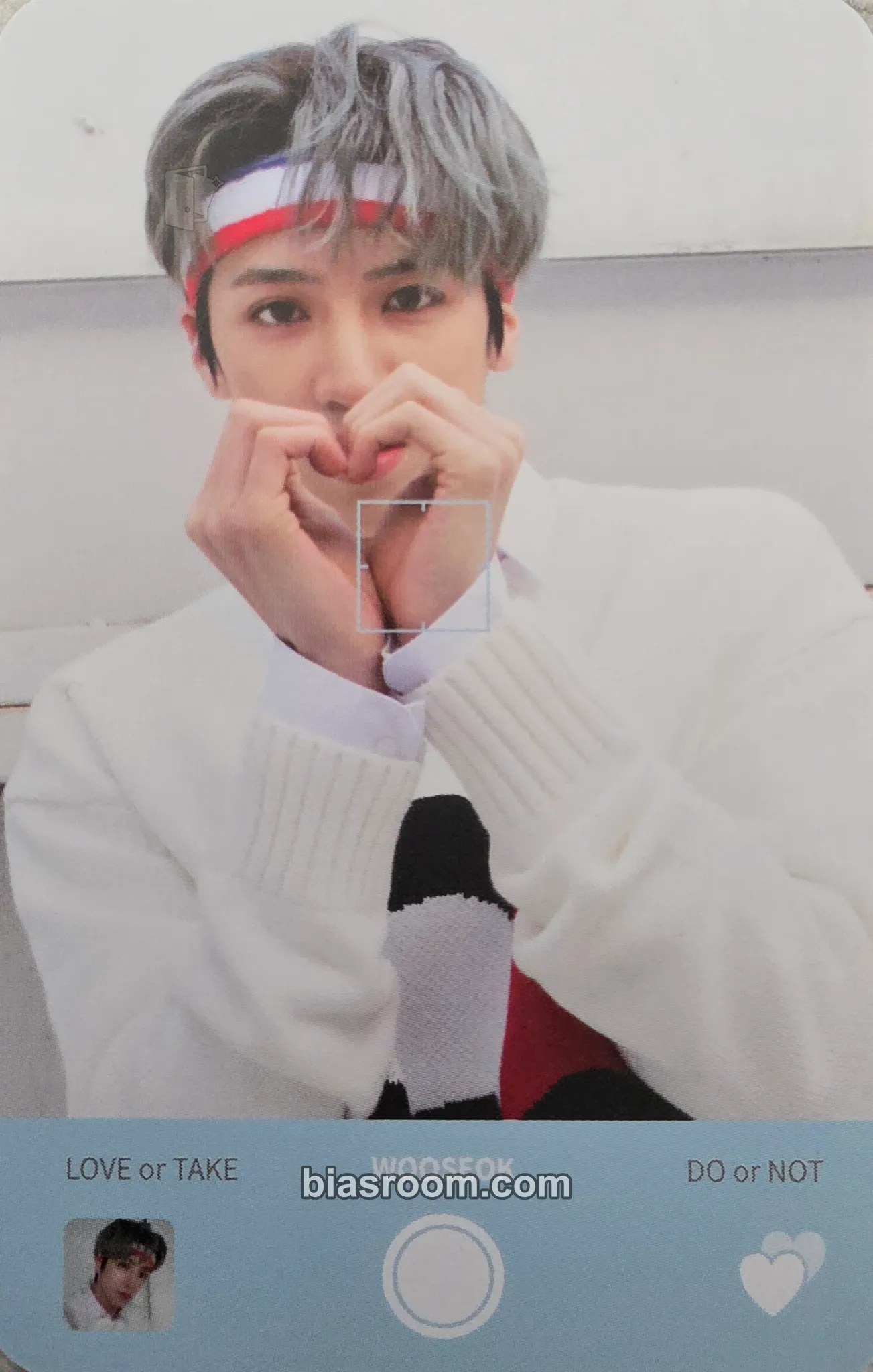 Wooseok LOVE or TAKE Photocard - PENTAGON - PENTAGON K-pop photocard
