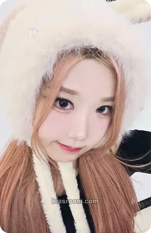 Chaewon Love XX Photocard - CLASSy - CLASSy K-pop photocard