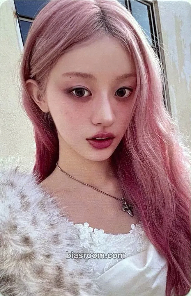 Minju MAMIHLAPINATAPAI Photocard - ILLIT - ILLIT K-pop photocard