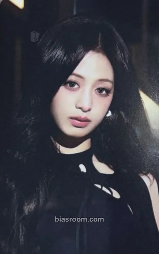 BABYMONSTER - Ahyeon - Choom Album pob (pre-order benefit) tower records japan
