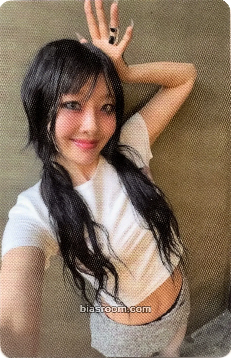 Yves Nail Photocard - Yves - Yves K-pop photocard