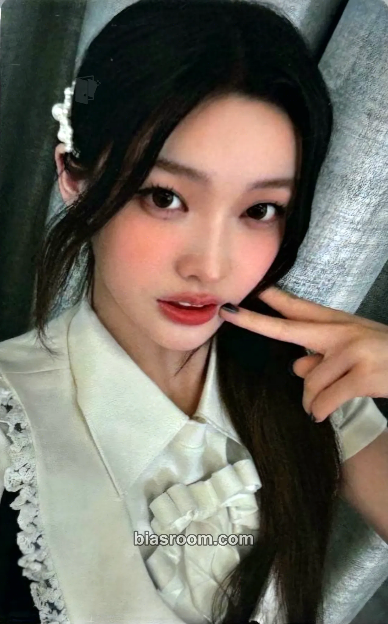 Iroha MAMIHLAPINATAPAI Photocard - ILLIT - ILLIT K-pop photocard