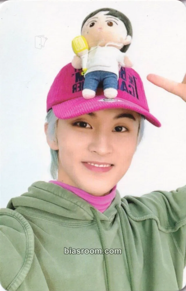 Mark 2023 NCT CCOMAZ GROCERY STORE POP-UP Photocard - NCT - NCT K-pop photocard