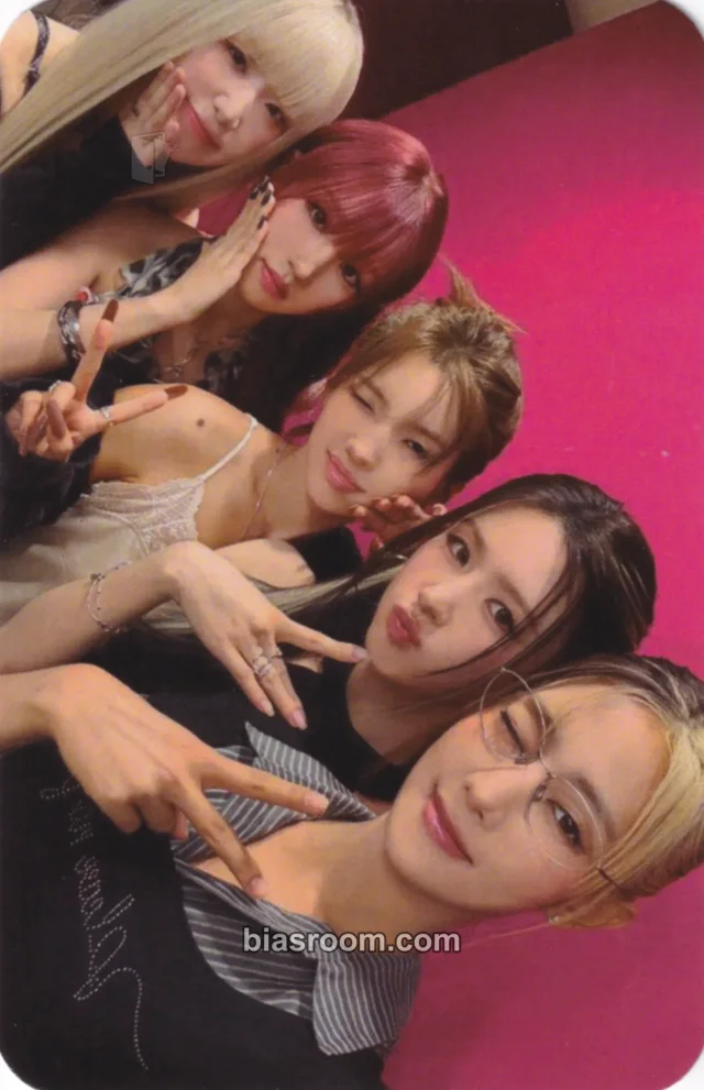 i-dle - MONO Album magazine i-dle x HIT magazine pob (pre-order benefit)