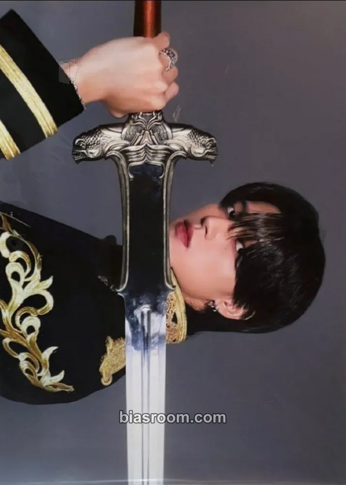 Wooyoung Destiny's Memories Exhibition Photocard - ATEEZ - ATEEZ K-pop photocard