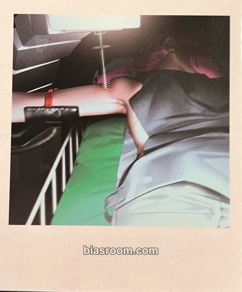 Mizi ALIEN STAGE Album Vol. 1 Photocard - ALIEN STAGE - ALIEN STAGE K-pop photocard