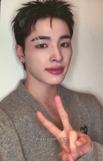 Haru NEXZ GLOBAL SHOWCASE EVENT <Mmchk: Not Typical> Photocard - NEXZ - NEXZ K-pop photocard