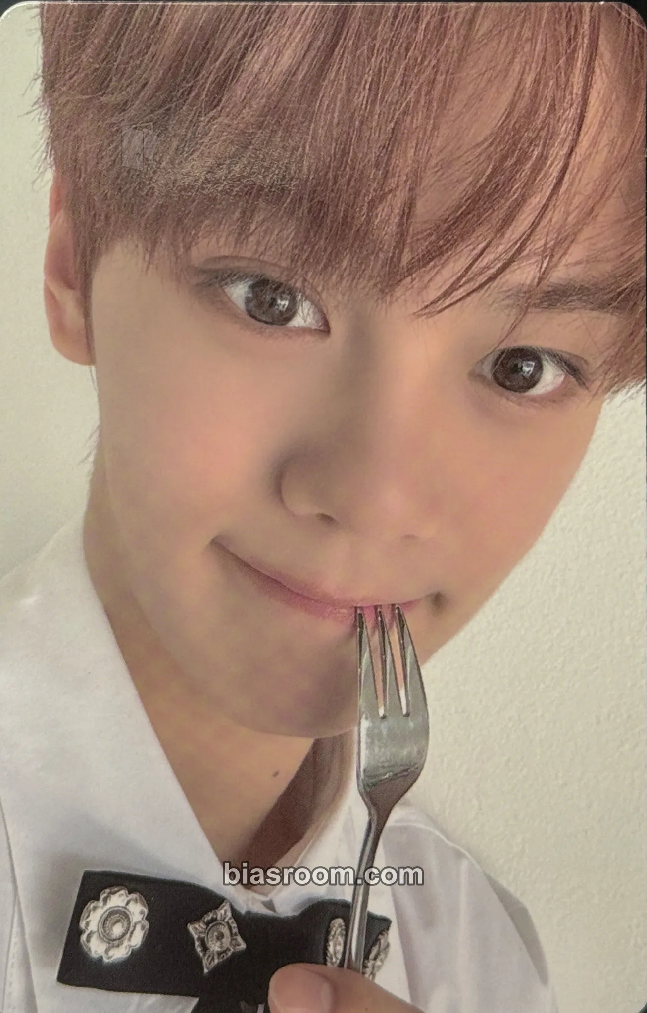 Gyuvin 2025 Seasons Greetings 'Our Season' Photocard - ZEROBASEONE - ZEROBASEONE K-pop photocard
