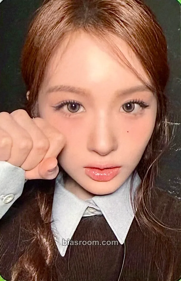 Sullyoon Fe3O4: FORWARD Photocard - NMIXX - NMIXX K-pop photocard